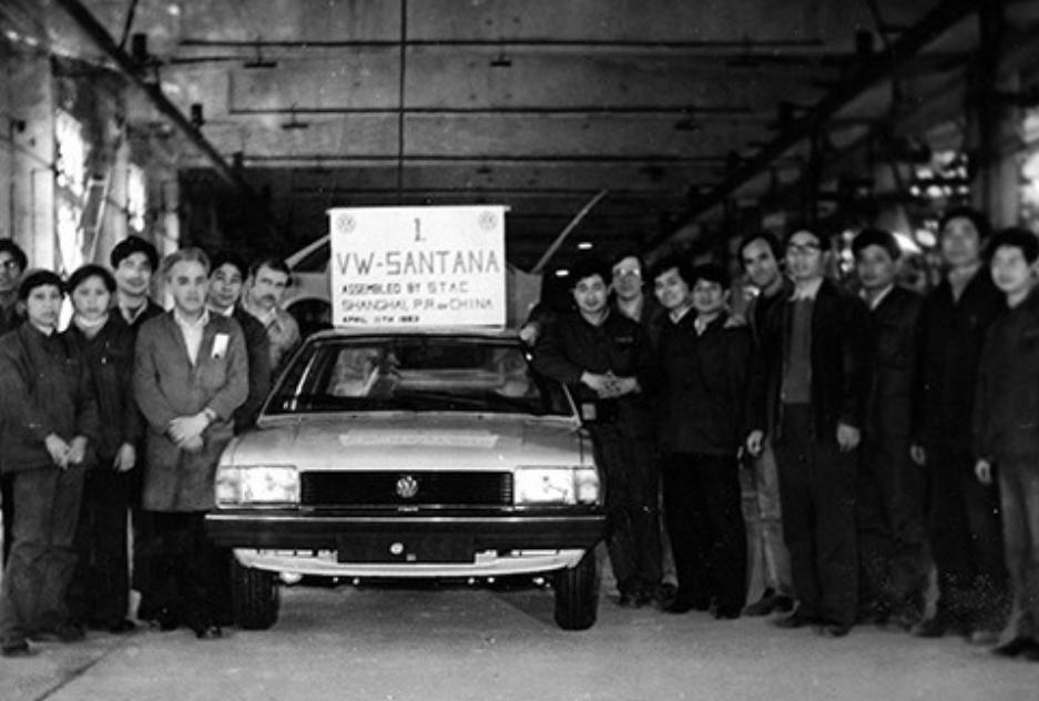 国内第一台桑塔纳是哪年出来的,桑塔纳值得收藏吗