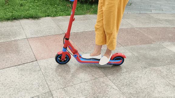 超级飞侠体验太空舱,超级飞侠儿童滑板车测评推荐