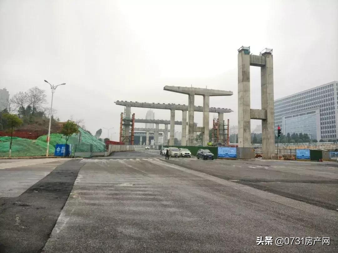 被众多住区包围的003号土地将来住宅最多只卖9800元/平