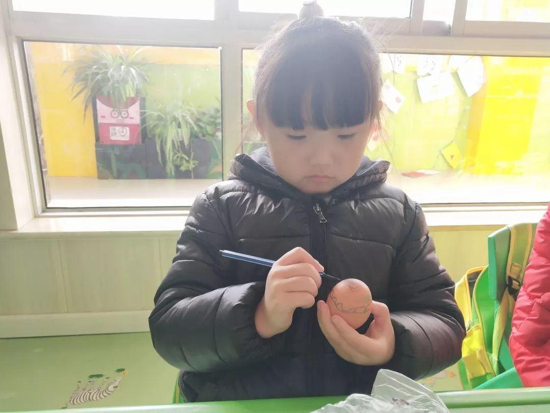 格林童话礼仪幼儿园,幼儿园感恩节特色活动美篇