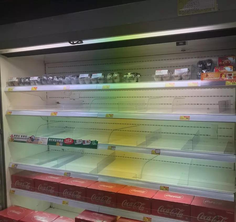 从来没见过如此冷清现场,从没见过如此空荡荡的长沙