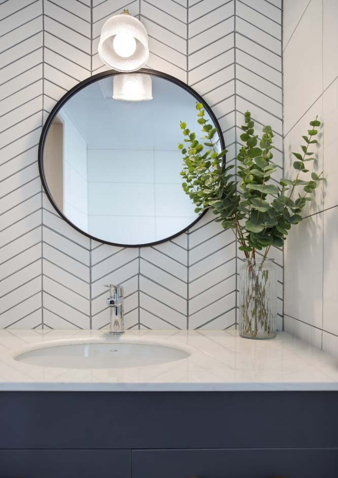 卫生间瓷砖应该怎么贴比较好,卫生间瓷砖怎么选有这几招就够了