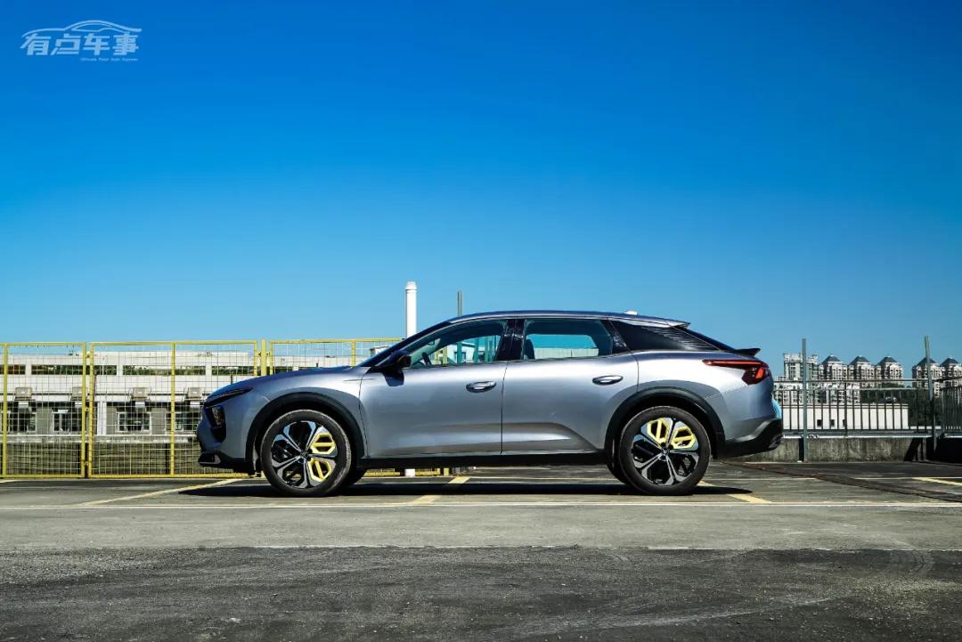 凡尔赛c5x和5008选哪个,凡尔赛c5x能让雪铁龙翻身吗