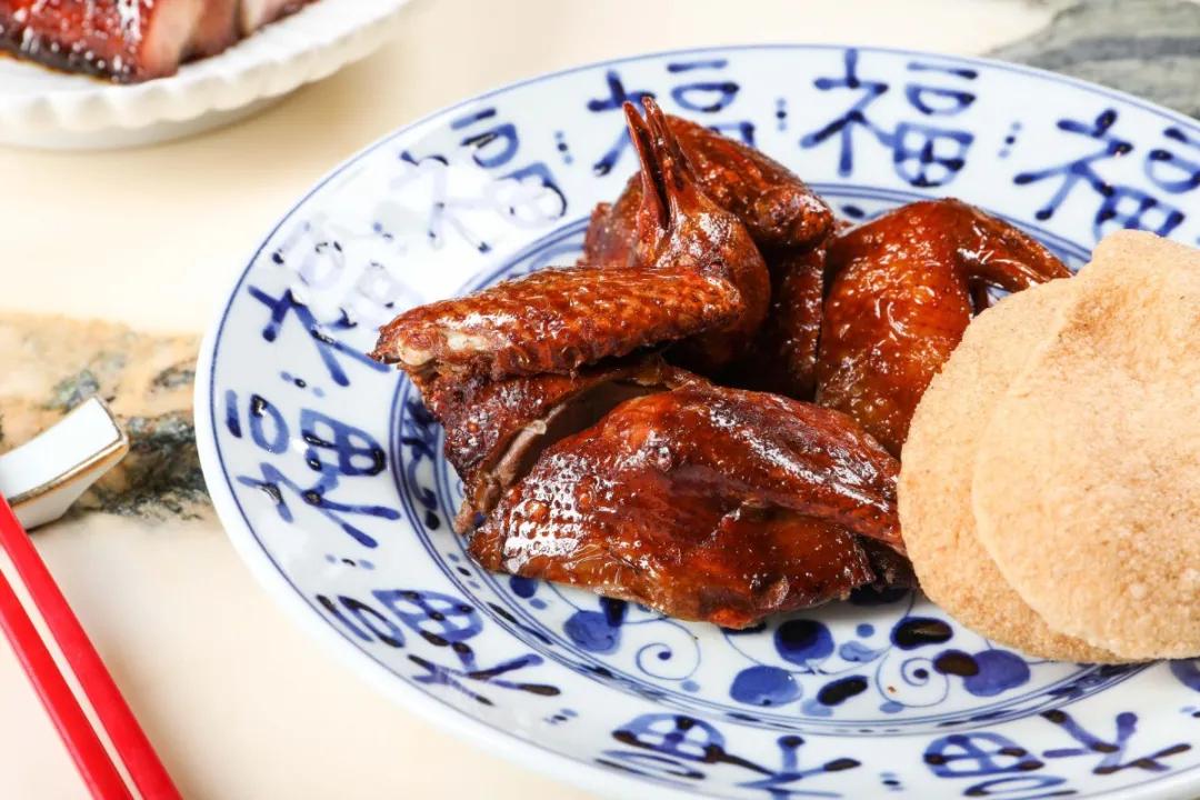 在上海品尝传统囍宴香港味道，感受六七十年代的老香港