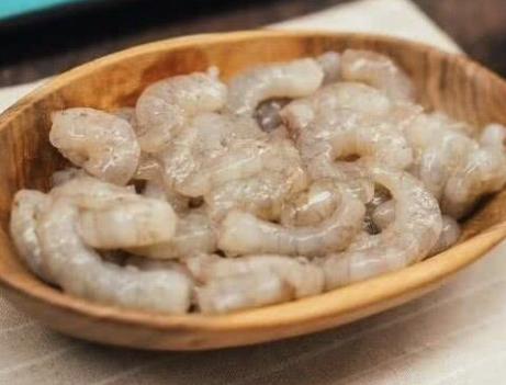 水晶虾仁是用什么虾做的,虾怎么做才能让虾仁嫩滑
