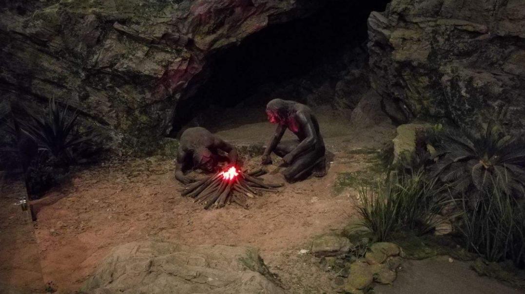 中国筷子文化：原始时代萌生，从树枝到金筷子，有哪些历程？