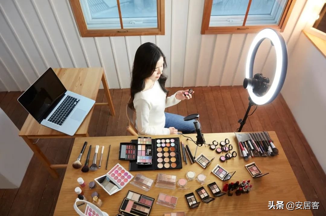 未来十年直播电商发展,万亿市场如何布局