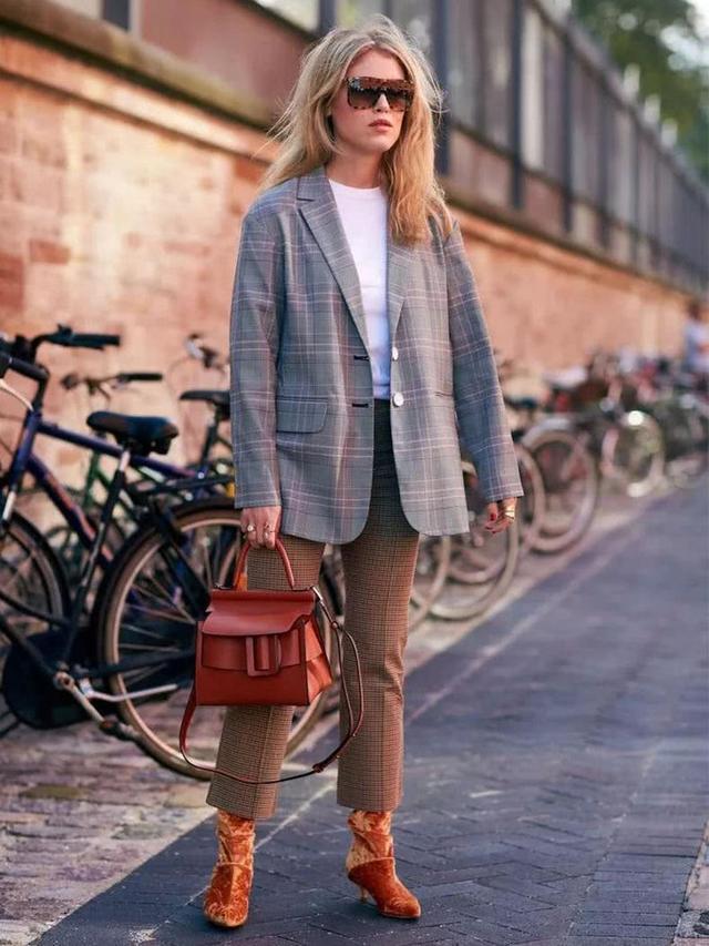 不自诩美貌？其实现在的国产包也同样拥有“匠心和魅力”