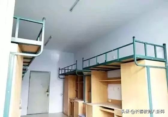 全国高校宿舍奢华排行,各个学校宿舍大比拼