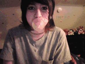 “套套”上的油,能吃么?会对身体会伤害吗?