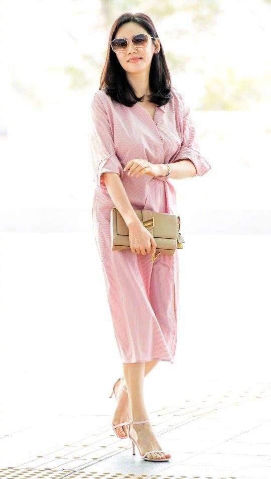 于晓光秋瓷炫蓝色裙子,秋瓷炫一身长裙惊艳全场