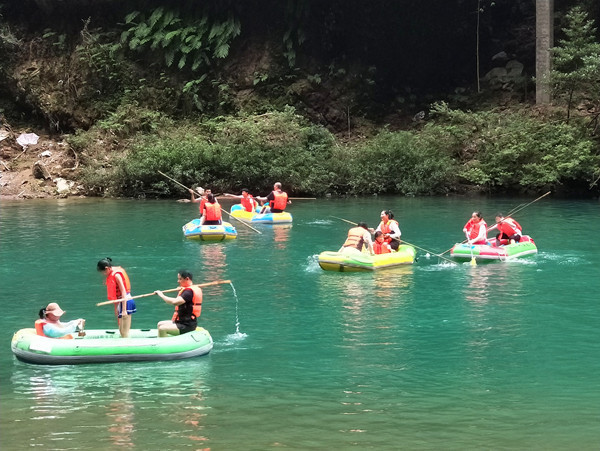 彭水阿依河旅游路线,重庆彭水阿依河漂流双人行攻略