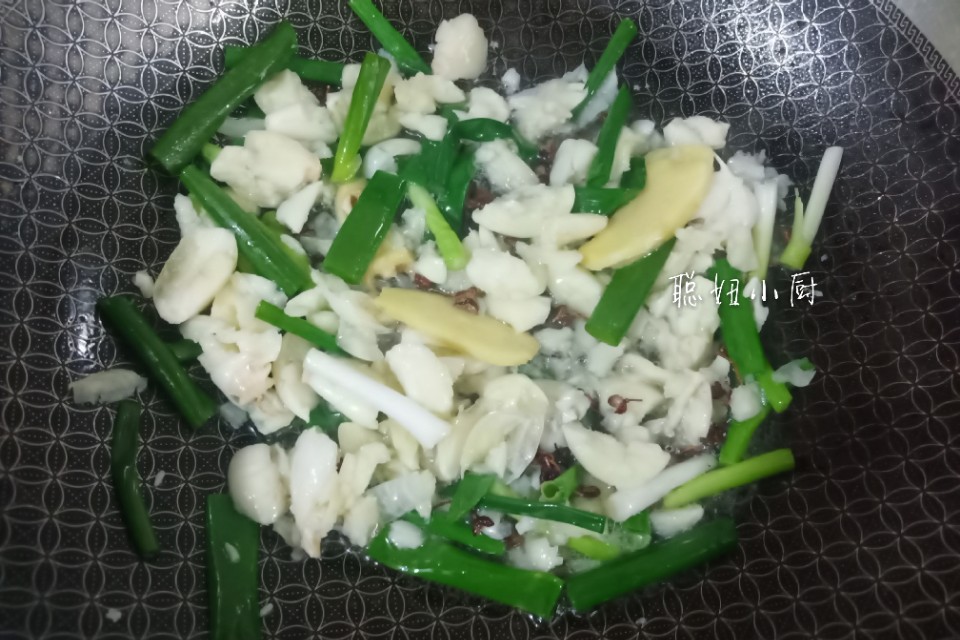 火锅料炒虾尾不用啤酒怎么做,新密炒虾尾正宗做法和配比