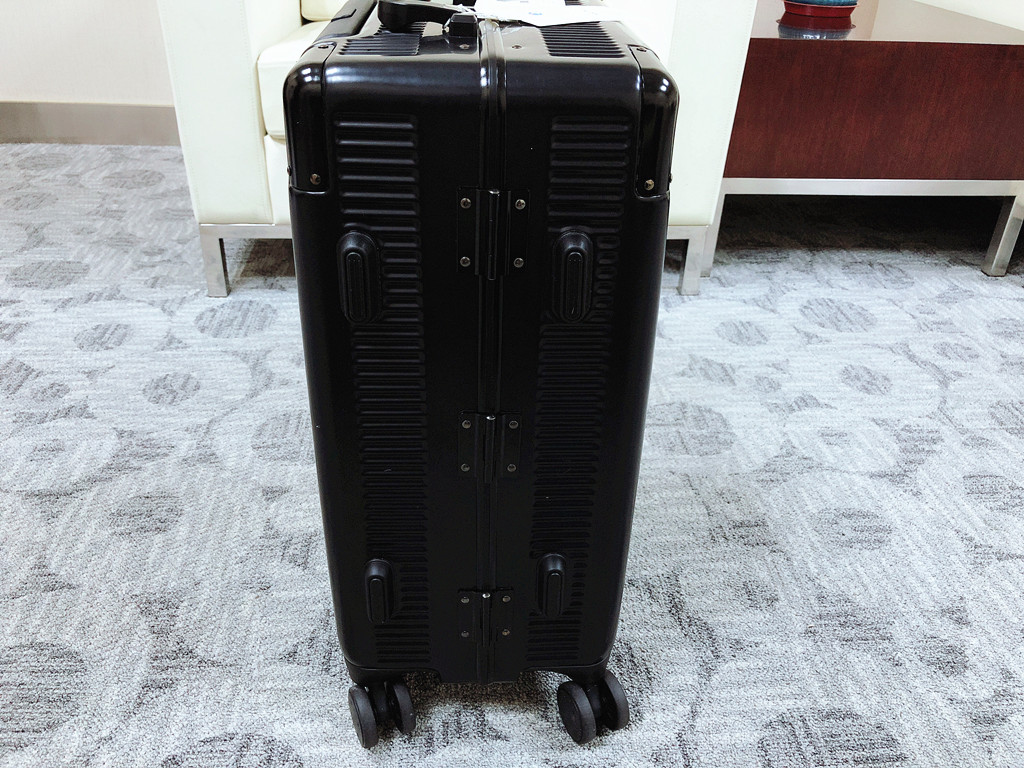 铝框登机箱推荐,荣耀登机箱