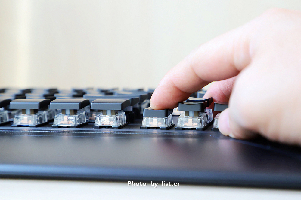 茶轴键盘测评冰豹,冰豹roccat键盘