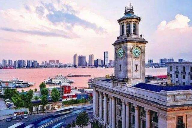 南方什么地方气候好物价低,中国南方最有影响力的城市