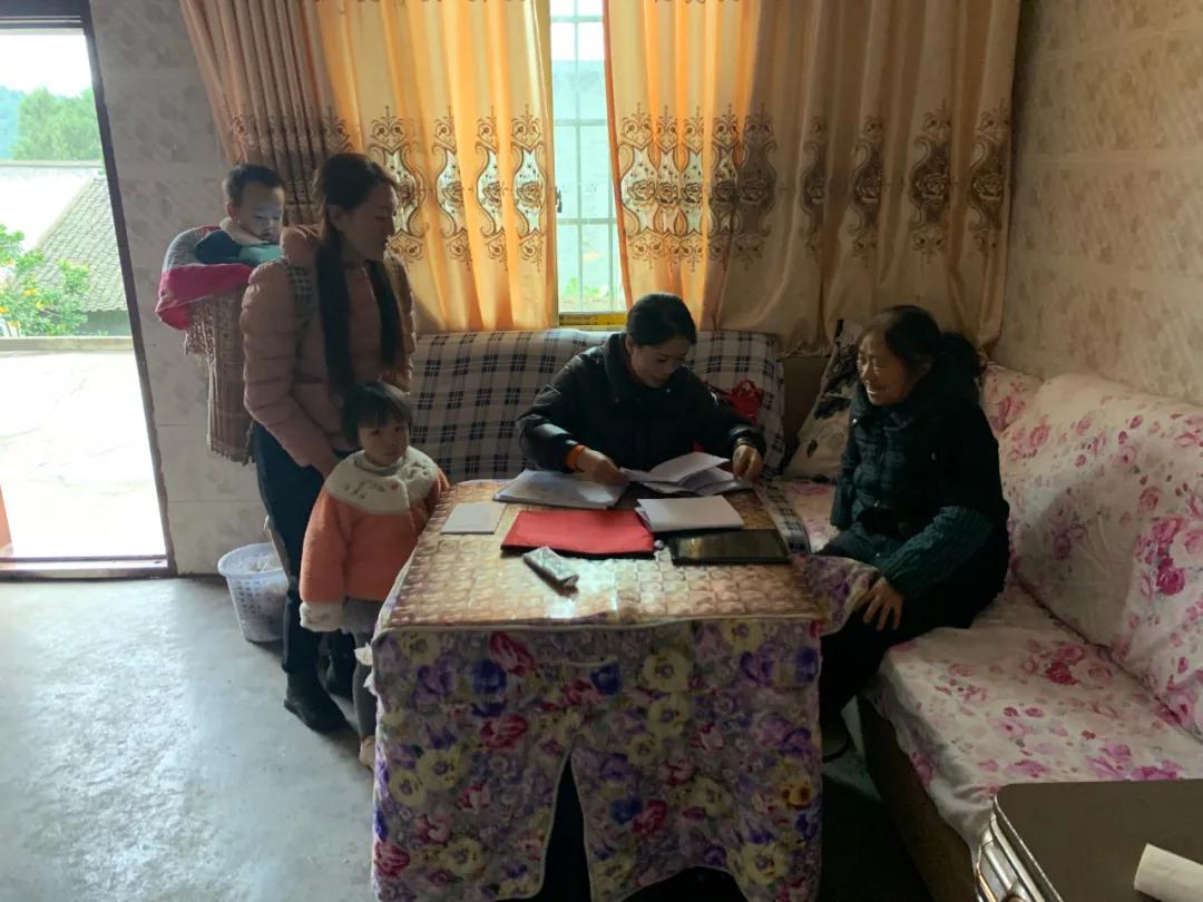 脱贫攻坚故事喻伟,我的脱贫故事树立信心走出贫困