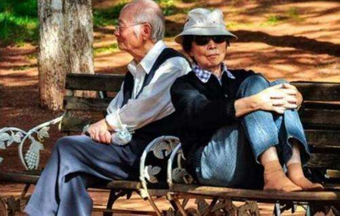 丁克族不生孩子有后悔的吗,为什么丁克族不生孩子