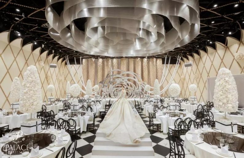 同庆楼：如何成就婚礼宴会上市公司？