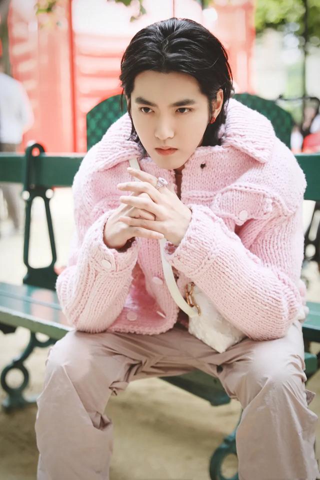 张艺兴蔡徐坤撩人瞬间,蔡徐坤张艺兴撩人