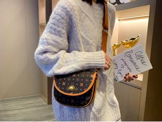 淘宝女包哪个最好看又实惠,淘宝上哪个店的女包是正品