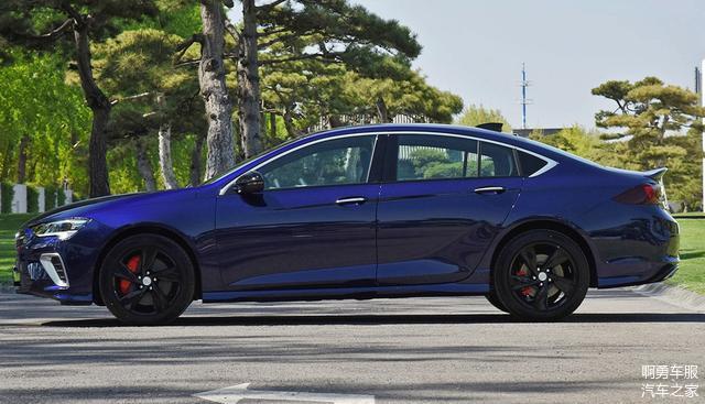 买君威gs的十大忠告老款,君威gs适合中年人吗