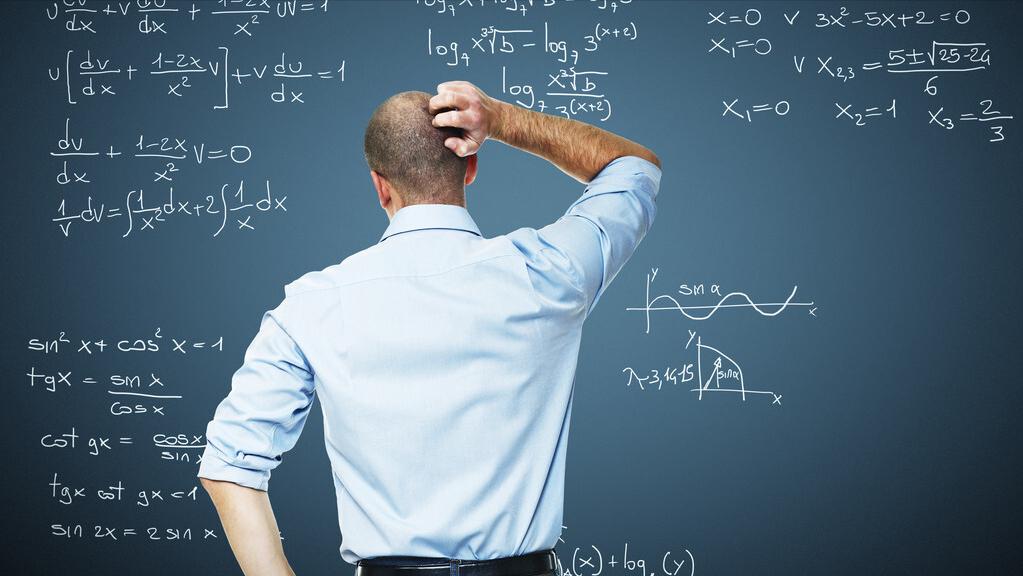 为什么老师的学历都不高,为什么老师不那么被尊敬了