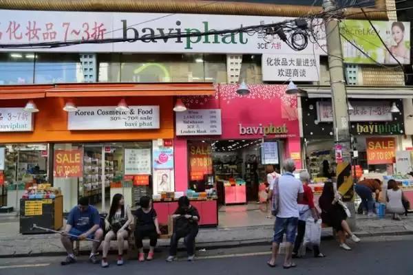 韩国人没听说过韩妆爆款,网上爆火的韩妆在韩国居然没人买