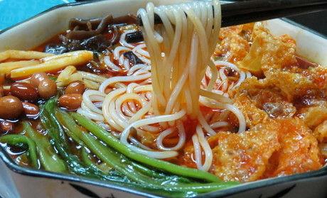 螺蛳粉在柳州出现的地理位置,螺蛳粉在广西人心里地位