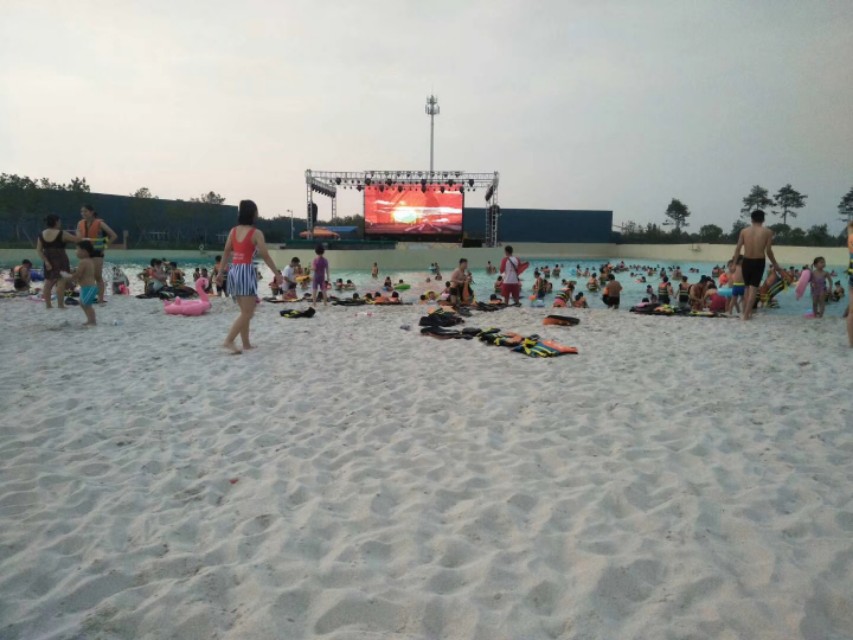 济南的室外儿童水上乐园在哪里,济南泉城公园水上乐园水质行吗