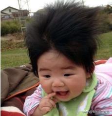 宝宝头发问题,宝宝头发少头发黄怎么办