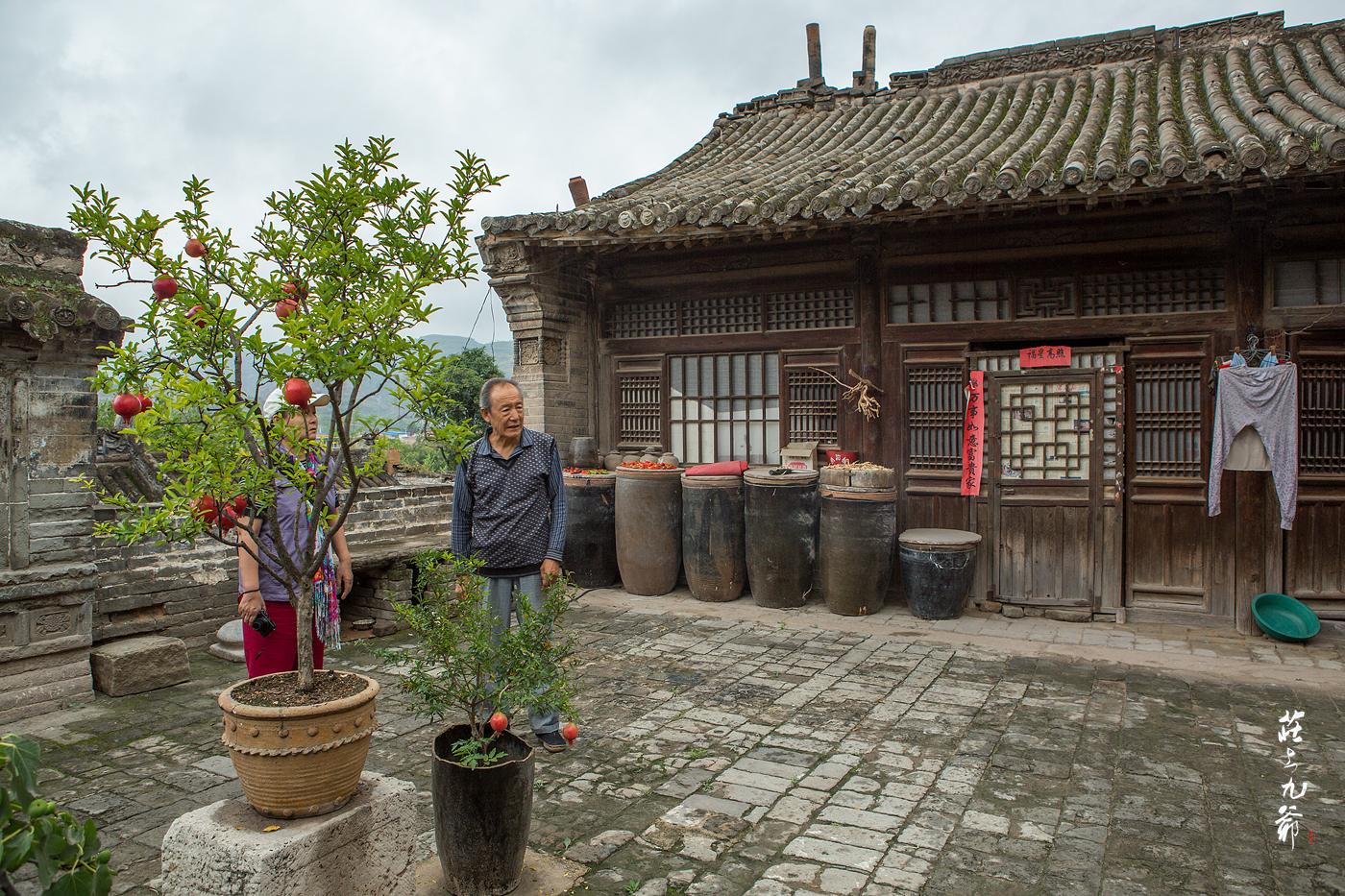 黄河上寂寥的碛口号大船留住了曾经的盛世繁华