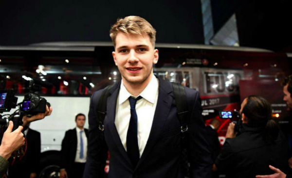 nba现役十大球星,乐鱼十大逆转集锦