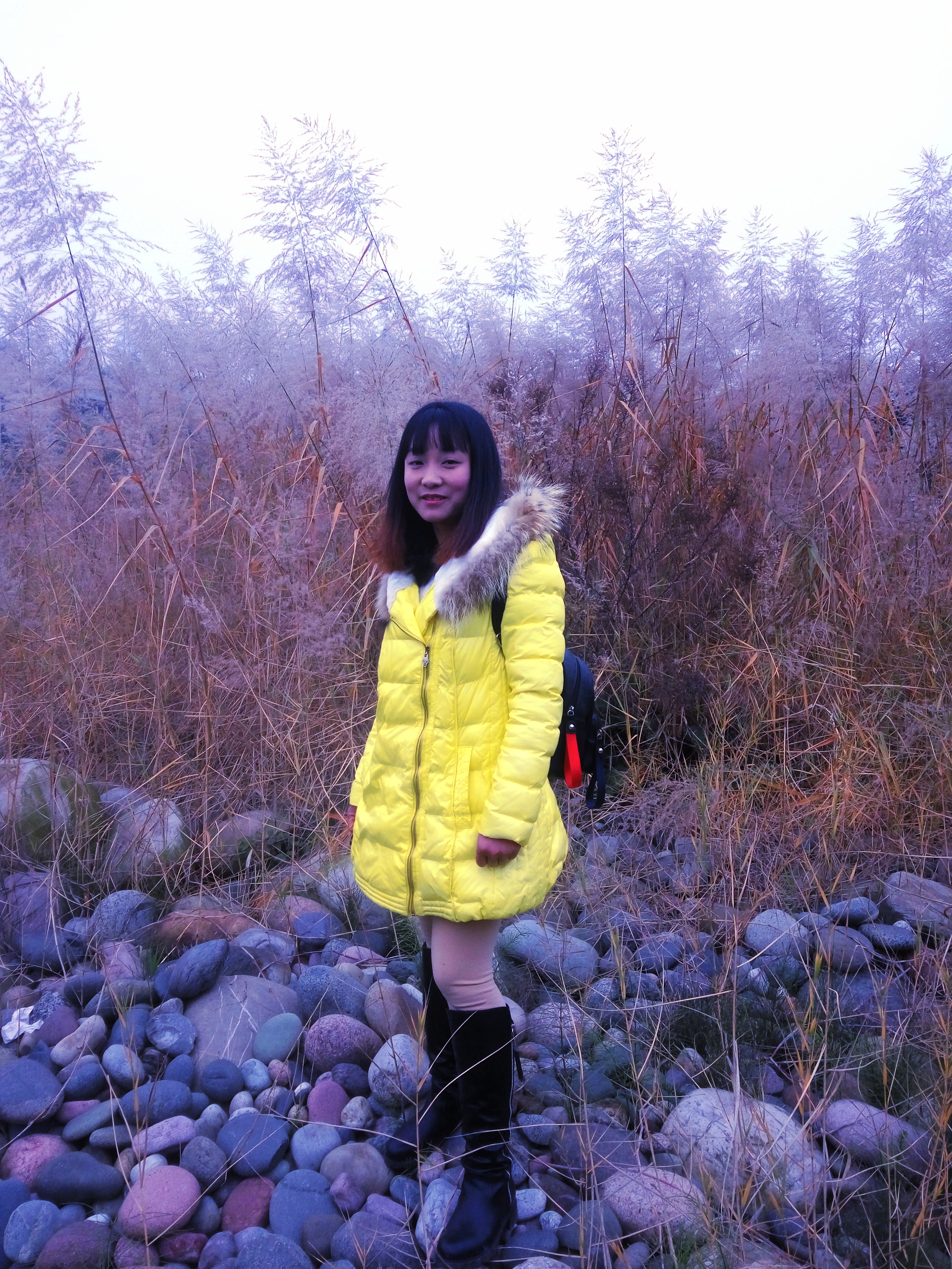 四川洪雅：这个“黑妹”不简单年纪轻轻当老板