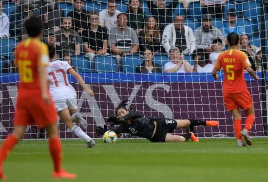 球场场内广告,球场环屏广告牌