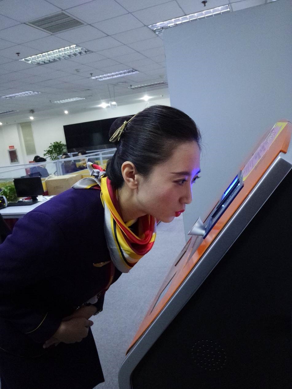 天津航空形象代言人孙婕,2018民航十佳空乘天津航空