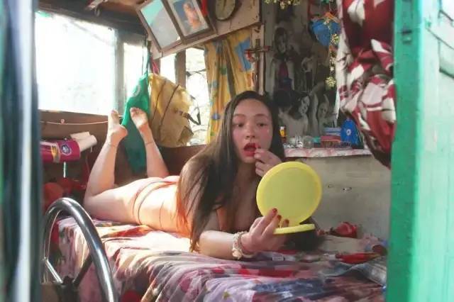 周冬雨成极萌全球代言人,周冬雨为什么当维密代言人