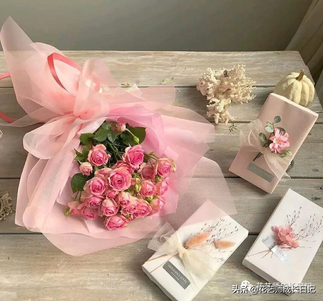 送给妈妈的手工花康乃馨,母亲节送妈妈什么颜色康乃馨