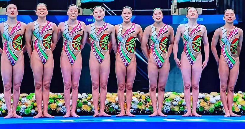 日本花样泳服,日本花样游泳的队服