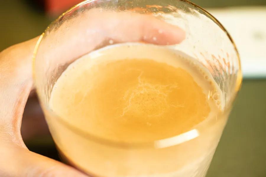 在李佳琪直播间买零食，是个划算的选择吗？