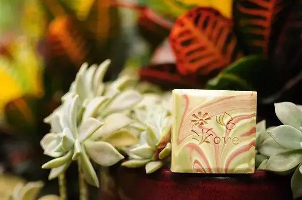 巴厘岛旅游买什么手信,巴厘岛伴手礼购买攻略