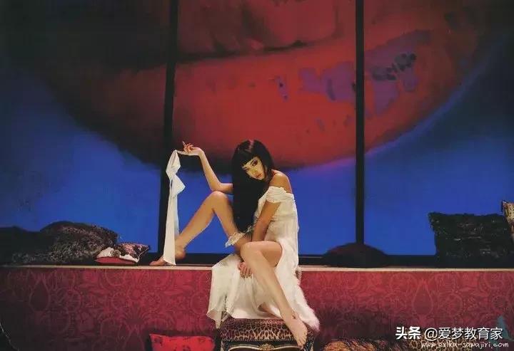 亚洲最狂野女导演,一年出3部新片,半个演艺圈为她站台