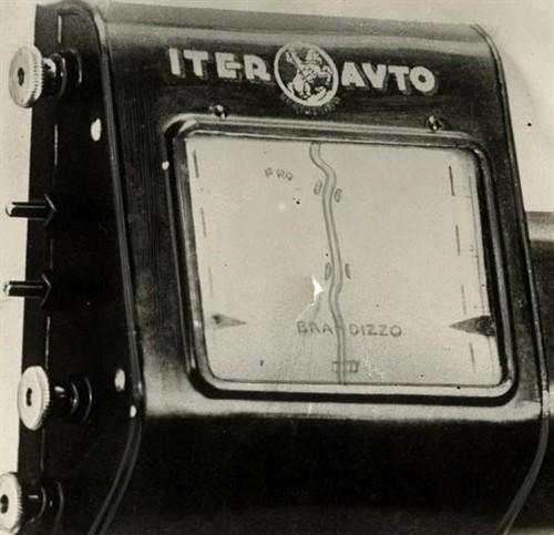 开车导航用手机还是车机屏好,开车手机导航和车机导航区别