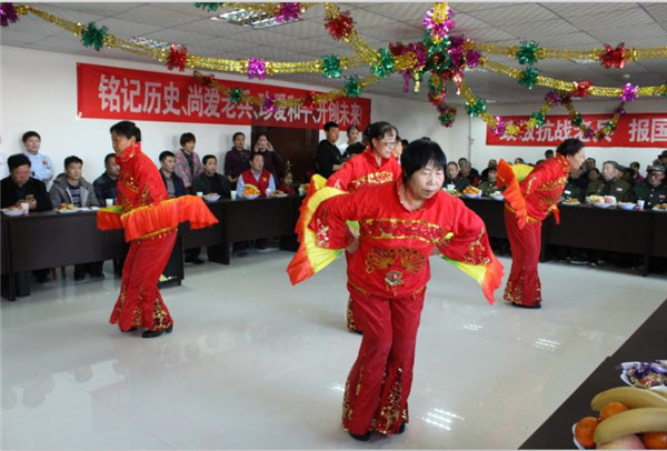 河北省围场慈和医院、职教中心、弘爱善行团队联合慰问老兵