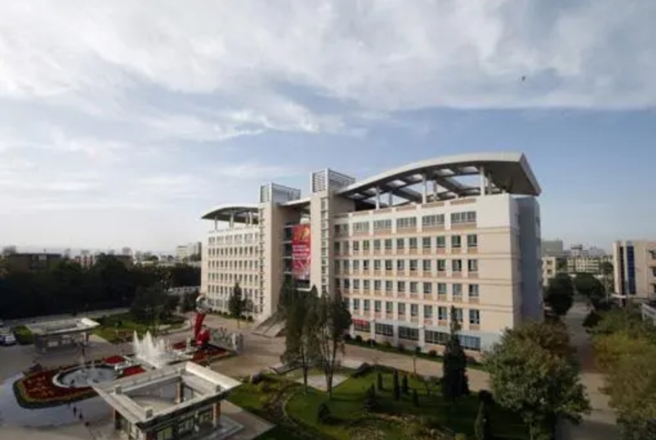 山西省都有哪些好高中，前十里面四所来自太原，附属中学排名第一