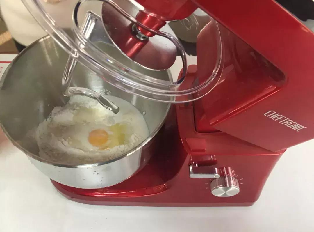 德式烤肠面包做法,法式蒜香烤肠面包做法