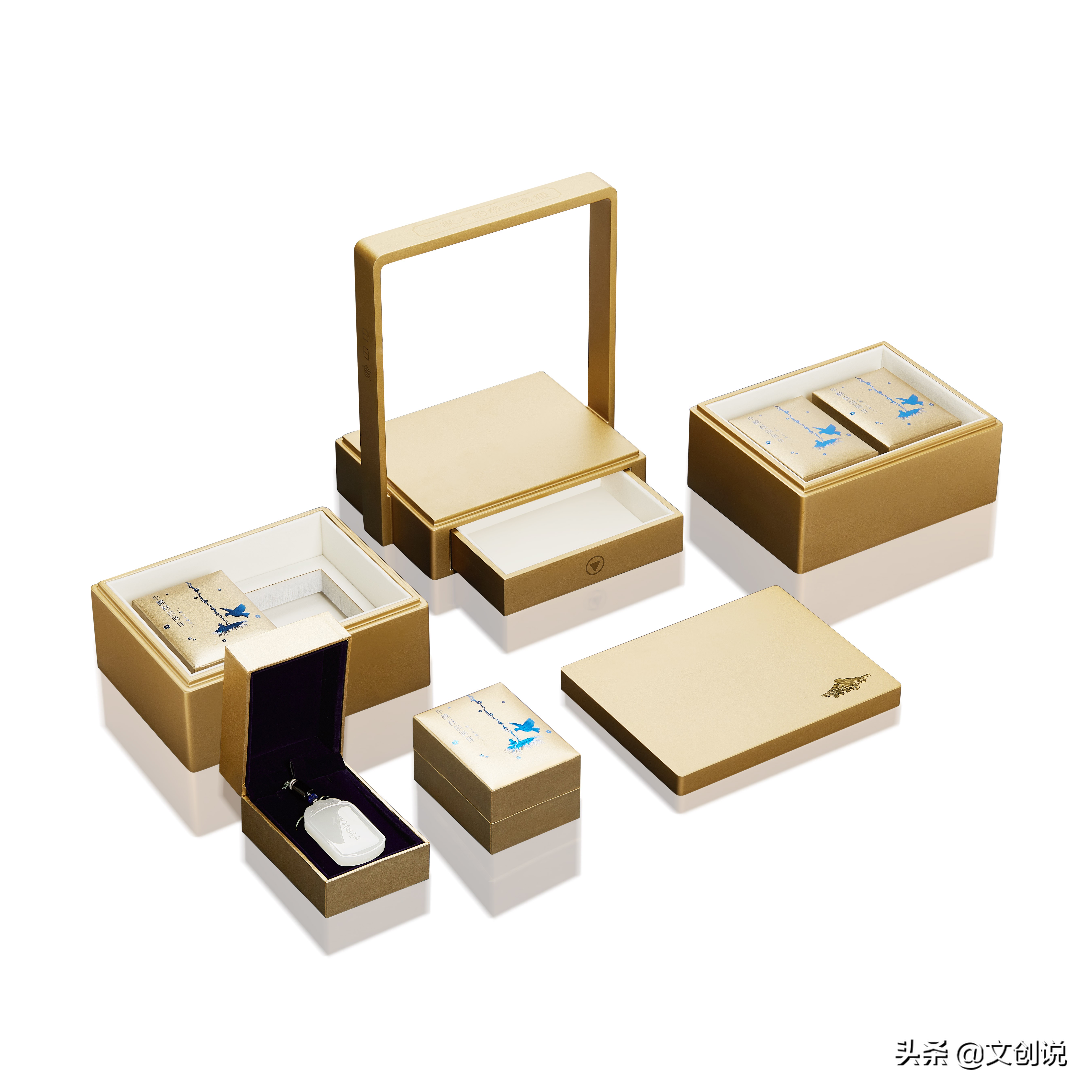 刻有家训的玉石，打造新时代树家风的郑重仪式感