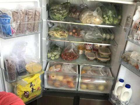 冰箱放啥东西除异味,冰箱有味道放什么东西最好