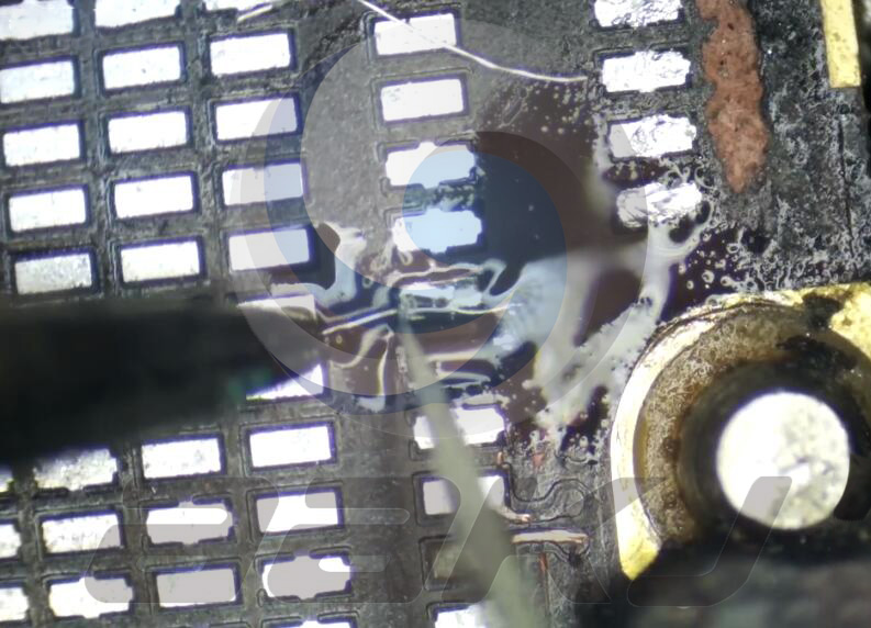 iphone8重摔不开机多少钱,iphone8p重摔无服务