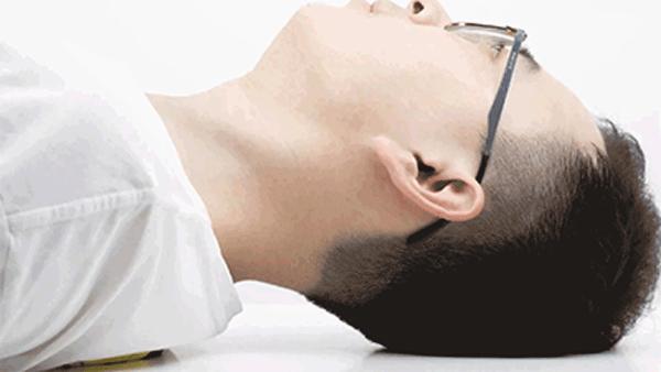 脖子疼枕高枕头舒服一点,打鼾者最舒服的枕头